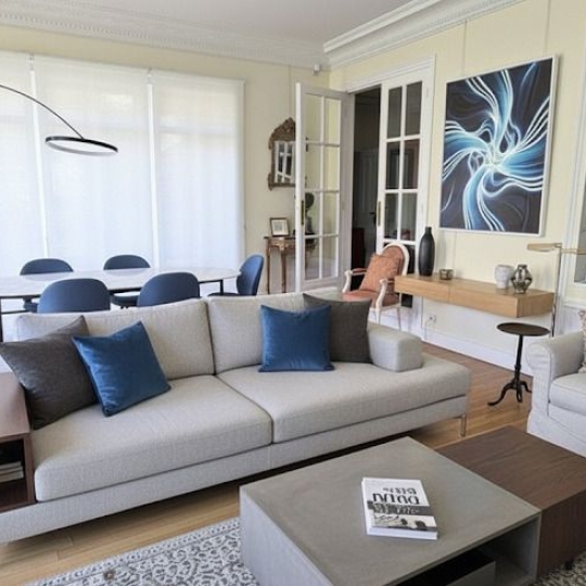  Annonces VITRY : Appartement | PARIS (75016) | 116 m2 | 1 200 000 &euro; 