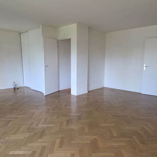  Annonces VITRY : Appartement | PARIS (75015) | 89 m2 | 998 000 &euro; 