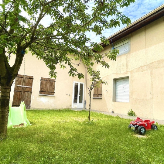  Annonces VITRY : Immeuble | GAGNY (93220) | 321 m2 | 0 &euro; 