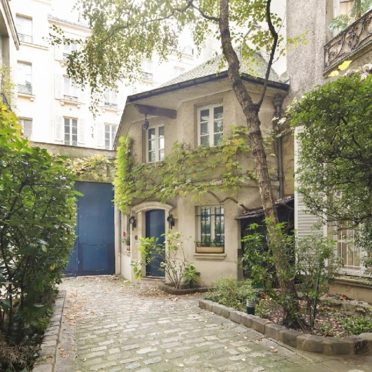  Annonces VITRY : Apartment | PARIS (75006) | 69 m2 | 1 325 000 &euro; 