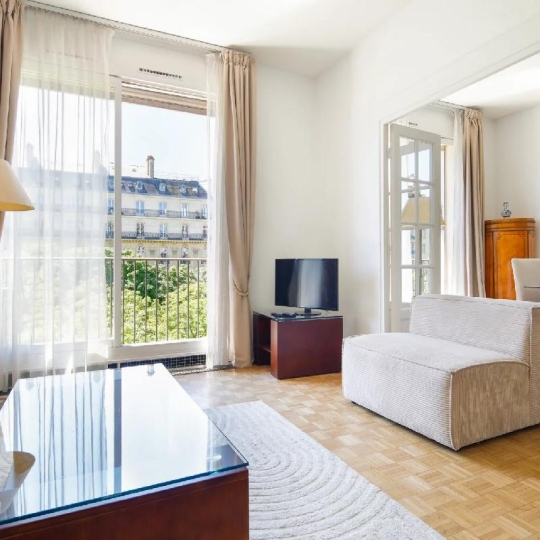  Annonces VITRY : Apartment | PARIS (75016) | 76 m2 | 1 500 000 &euro; 