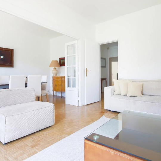  Annonces VITRY : Apartment | PARIS (75016) | 76 m2 | 1 500 000 &euro; 