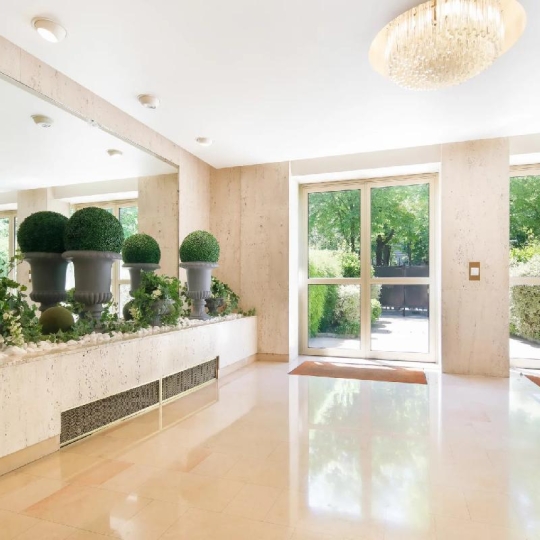  Annonces VITRY : Apartment | PARIS (75016) | 76 m2 | 1 500 000 &euro; 