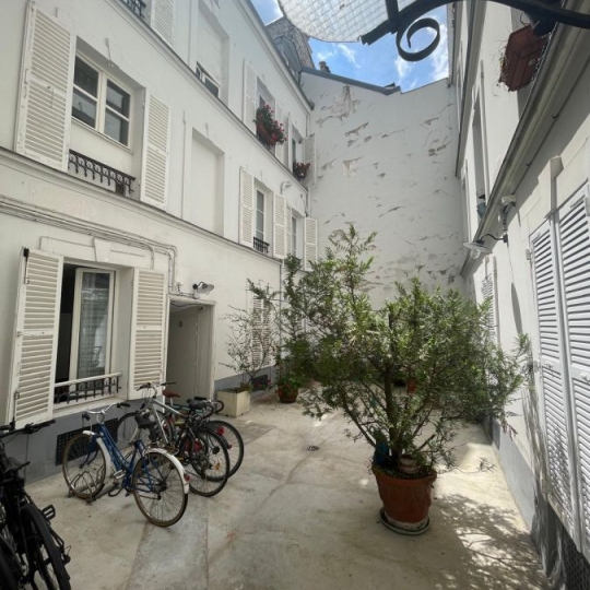  Annonces VITRY : Appartement | PARIS (75018) | 22 m2 | 860 &euro; 