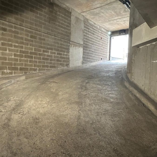  Annonces VITRY : Garage / Parking | PARIS (75015) | 12 m2 | 120 &euro; 