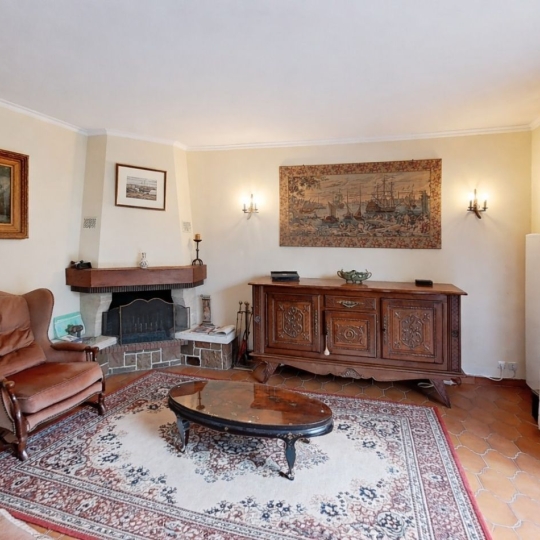  Annonces VITRY : Maison / Villa | DRAVEIL (91210) | 166 m2 | 399 500 &euro; 