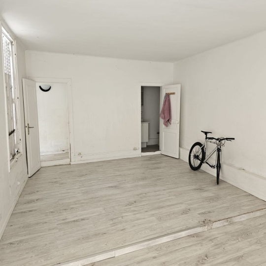  Annonces VITRY : Maison / Villa | BAGNOLET (93170) | 42 m2 | 280 000 &euro; 