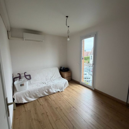  Annonces VITRY : Maison / Villa | NOISEAU (94880) | 94 m2 | 369 000 &euro; 