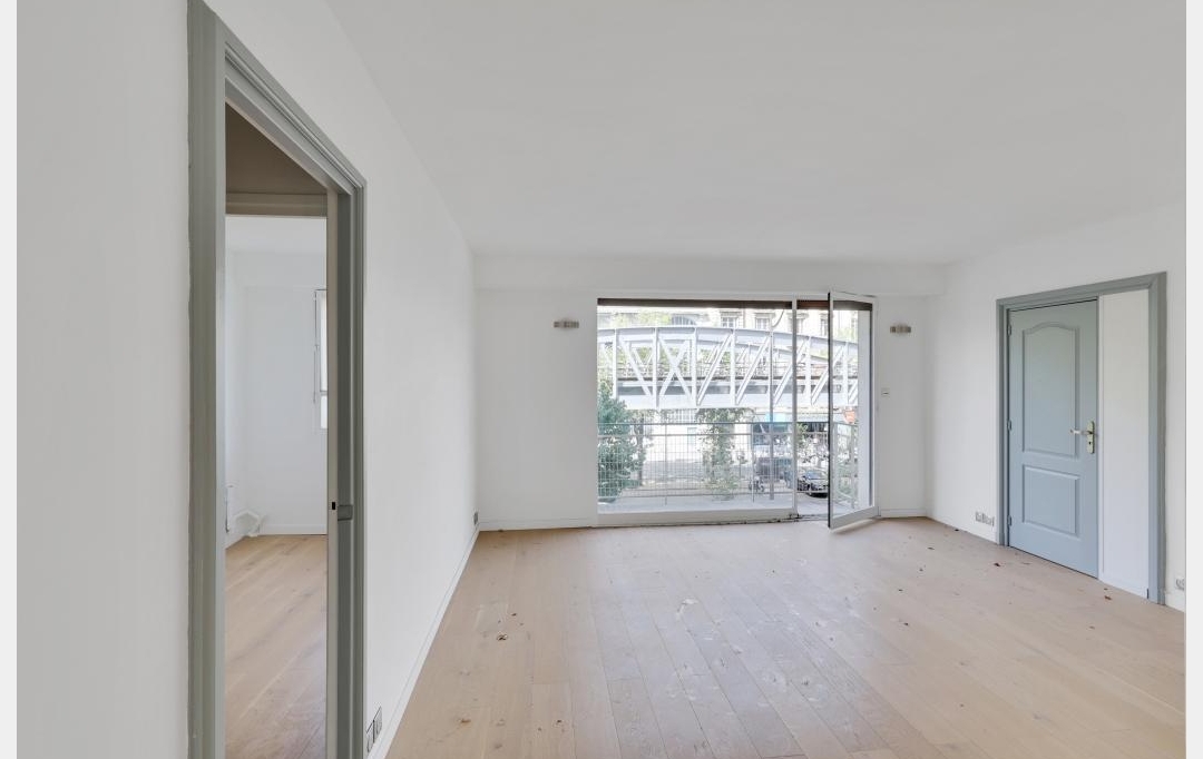 Annonces VITRY : Appartement | PARIS (75015) | 60 m2 | 598 000 &euro; 