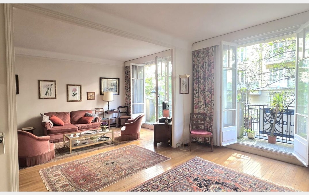 Annonces VITRY : Appartement | PARIS (75016) | 104 m2 | 957 000 &euro; 