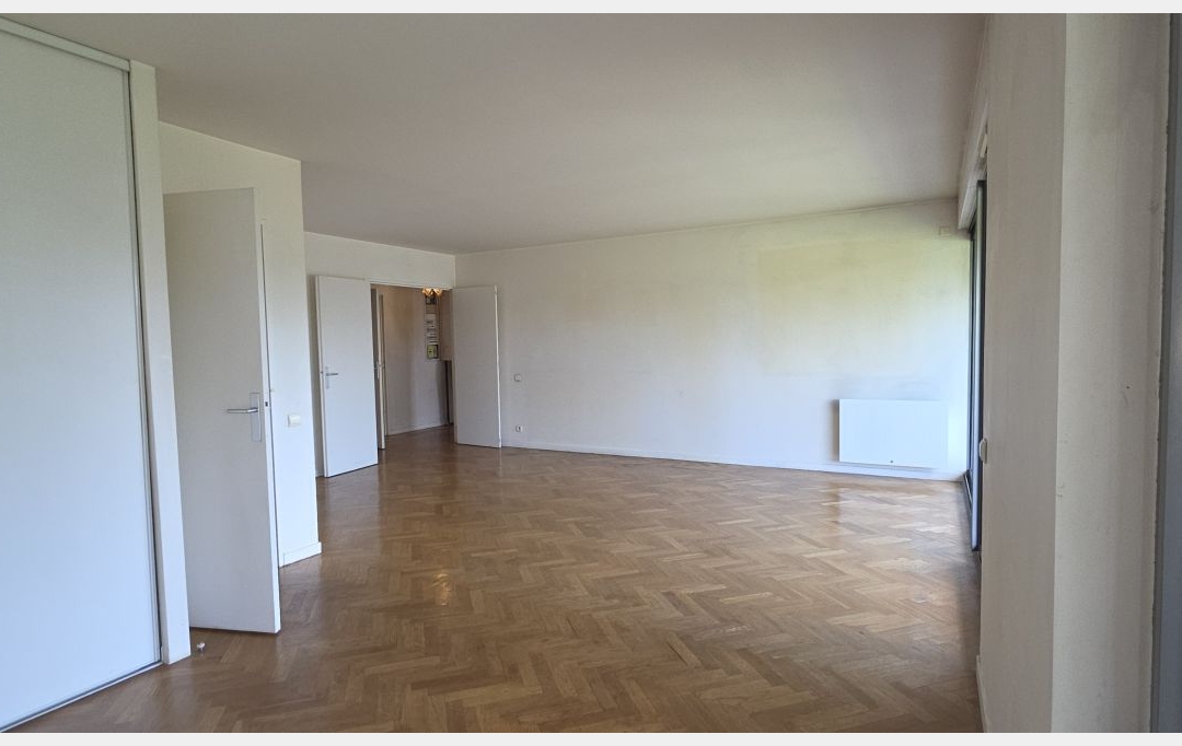 Annonces VITRY : Appartement | PARIS (75015) | 89 m2 | 998 000 &euro; 