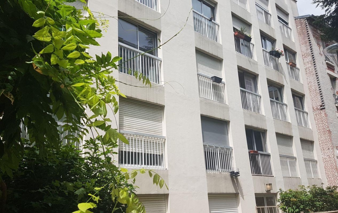 Annonces VITRY : Appartement | PARIS (75018) | 46 m2 | 340 200 &euro; 