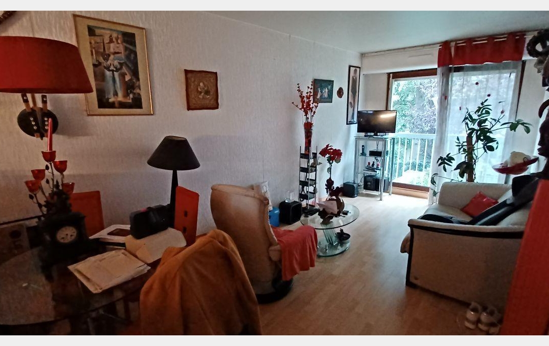 Annonces VITRY : Appartement | PARIS (75018) | 46 m2 | 340 200 &euro; 