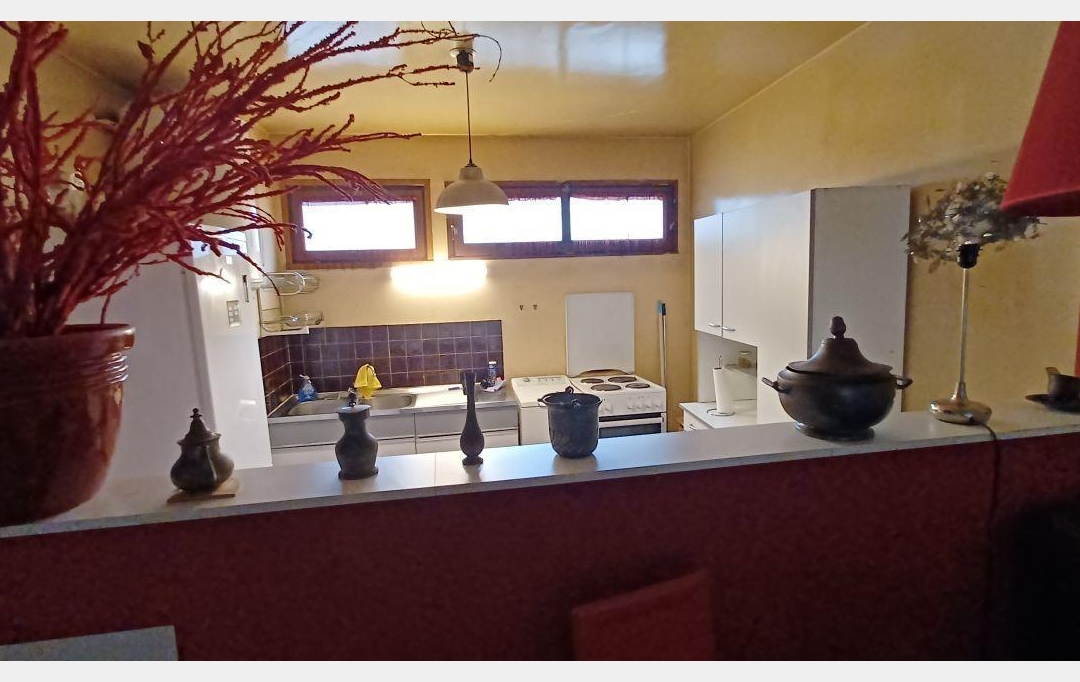 Annonces VITRY : Appartement | PARIS (75018) | 46 m2 | 340 200 &euro; 
