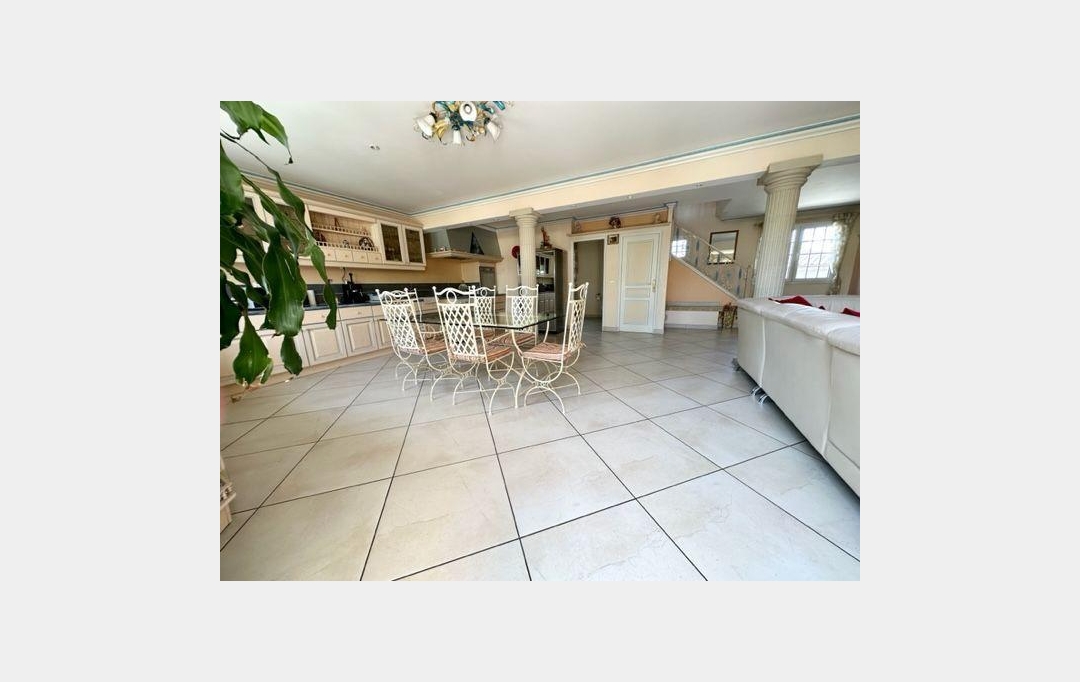 Annonces VITRY : Maison / Villa | GAGNY (93220) | 200 m2 | 599 000 &euro; 