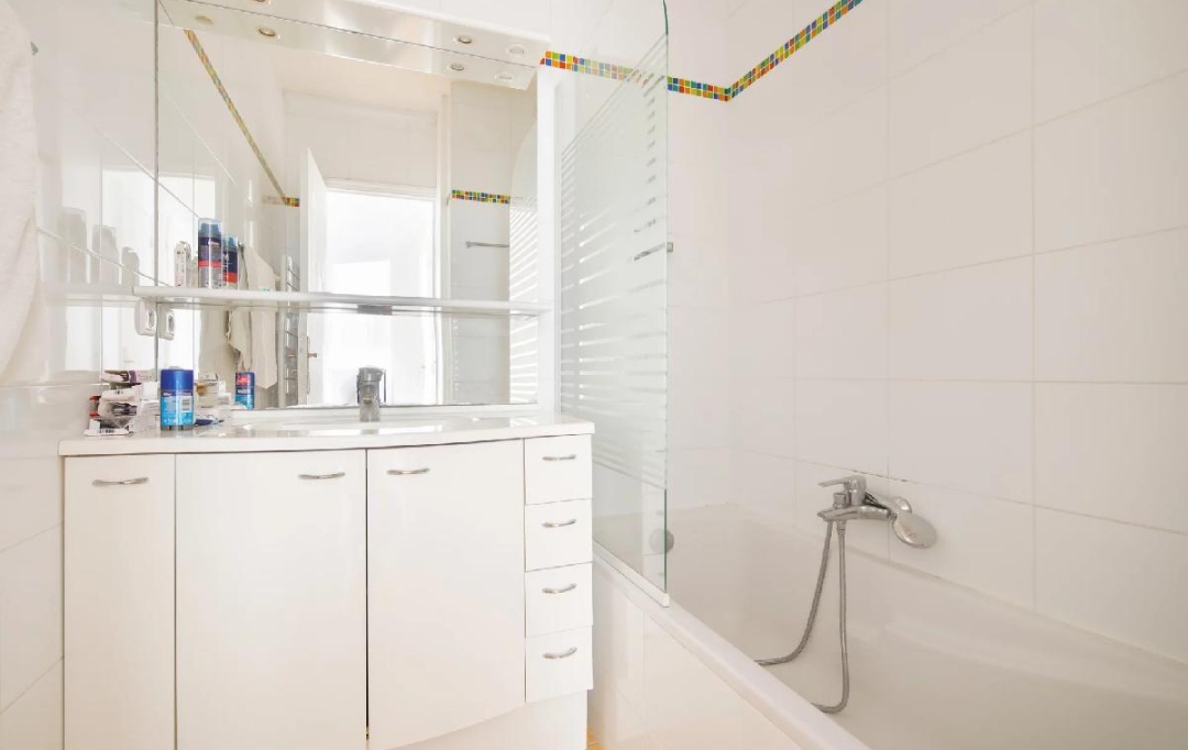 Annonces VITRY : Apartment | PARIS (75016) | 76 m2 | 1 500 000 &euro; 