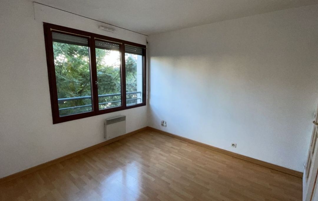 Annonces VITRY : Appartement | CHARENTON-LE-PONT (94220) | 20 m2 | 750 &euro; 