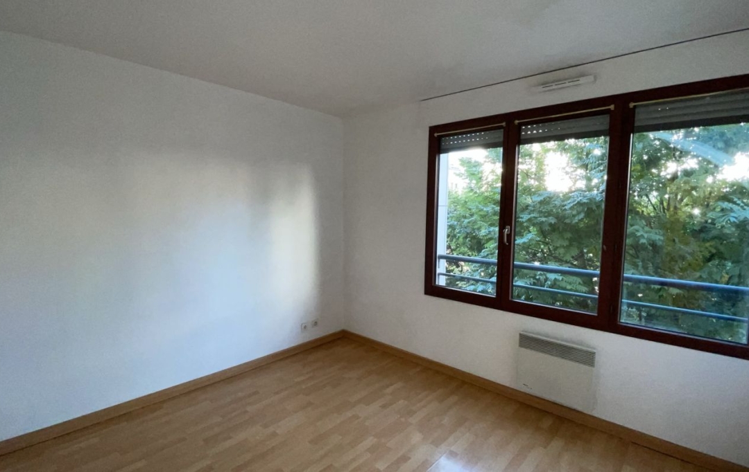 Annonces VITRY : Appartement | CHARENTON-LE-PONT (94220) | 20 m2 | 750 &euro; 