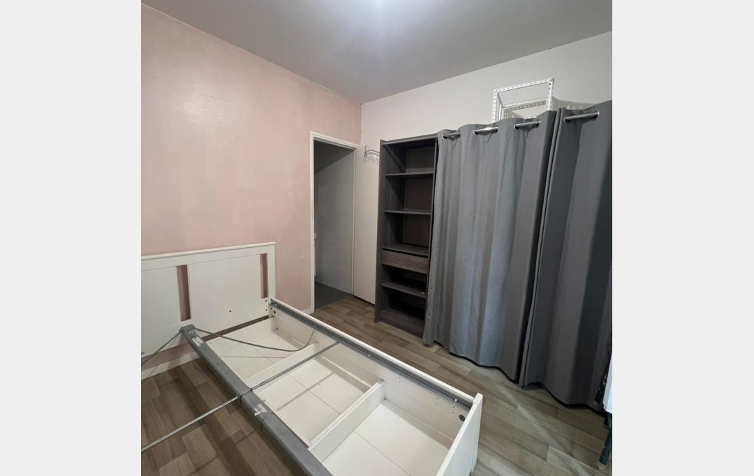 Annonces VITRY : Appartement | CHARENTON-LE-PONT (94220) | 24 m2 | 181 000 &euro; 