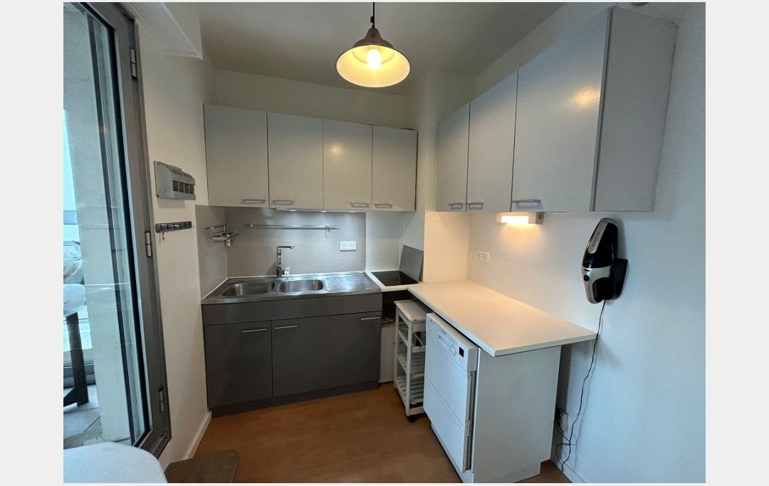 Annonces VITRY : Appartement | PARIS (75014) | 42 m2 | 1 588 &euro; 