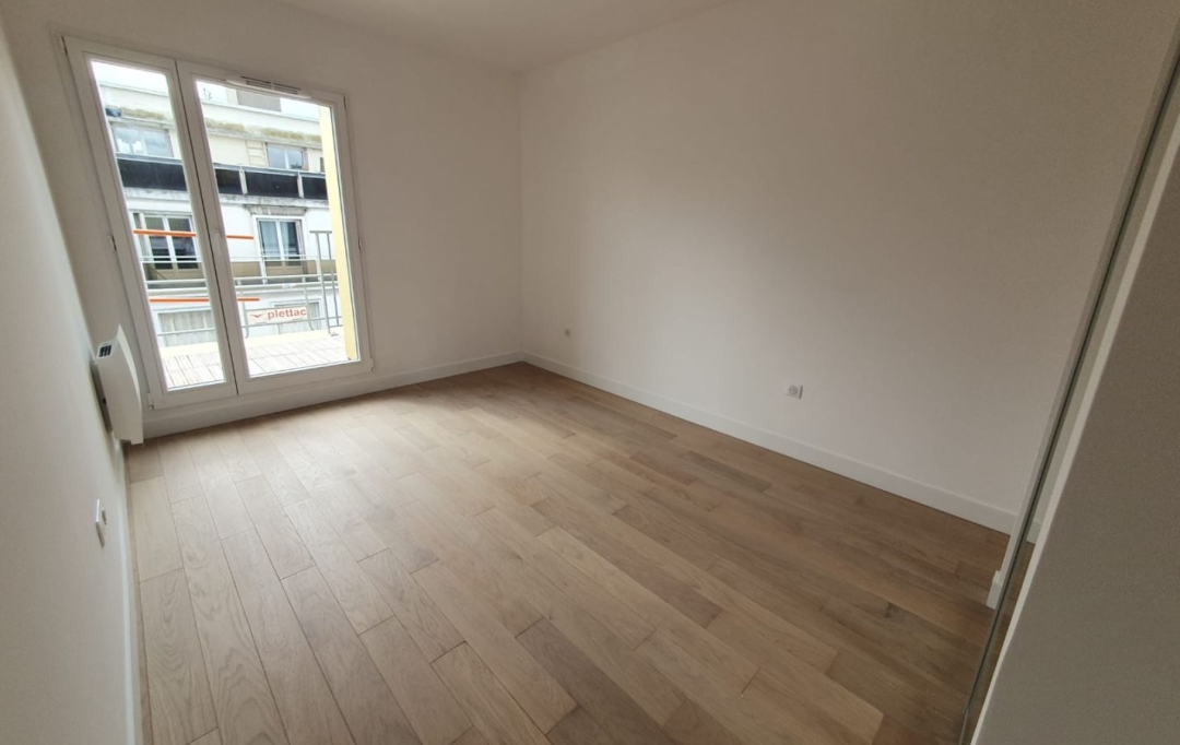 Annonces VITRY : Appartement | PARIS (75018) | 64 m2 | 1 225 000 &euro; 