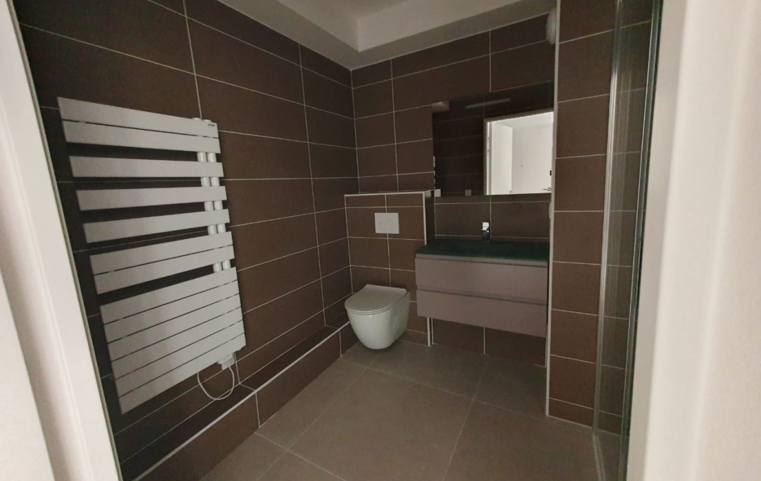 Annonces VITRY : Appartement | PARIS (75018) | 64 m2 | 1 225 000 &euro; 
