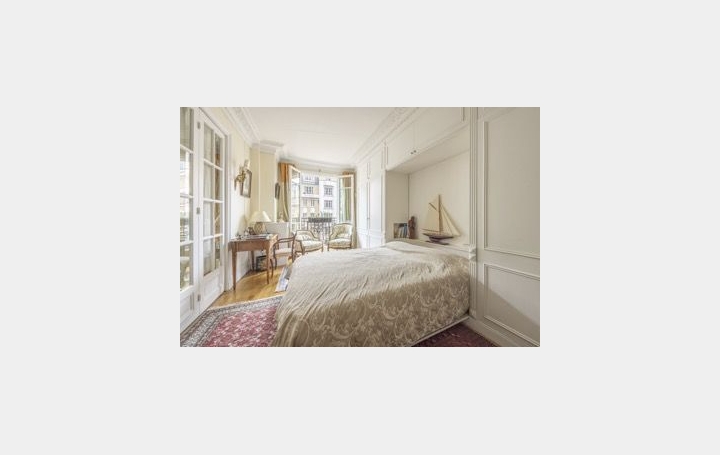  Annonces VITRY Appartement | PARIS (75016) | 116 m2 | 1 180 000 € 