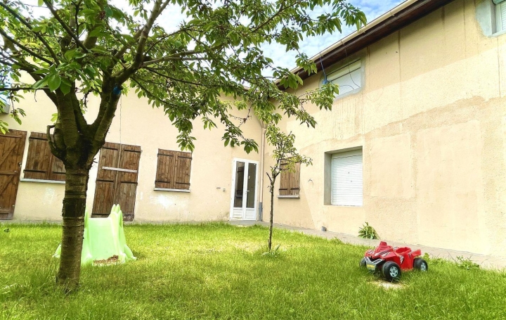Annonces VITRY : Immeuble | GAGNY (93220) | 321 m2 | 0 &euro; 